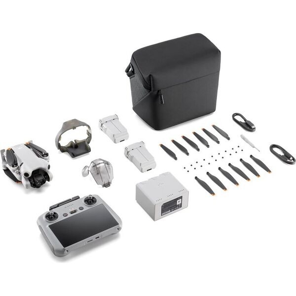 Квадрокоптер DJI Mini 4 Pro Fly More Combo Plus RC 2